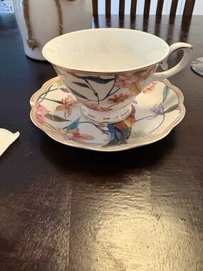 Floral Porcelain Teacup and Saucer Set - Multicolor
